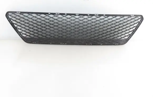 Ford Focus Front bumper lower grill 5M5J17K945AA