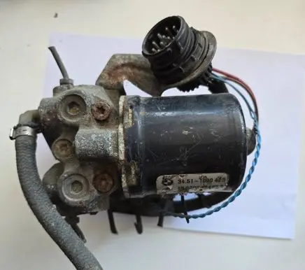 BMW 5 E39 ABS Pump 34511090428 10020200954