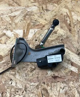 Tesla Model S Headlight/headlamp level sensor 15160101412