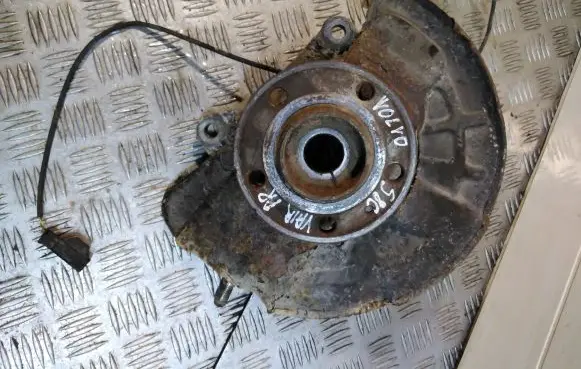 Volvo S80 Front wheel bearing hub 