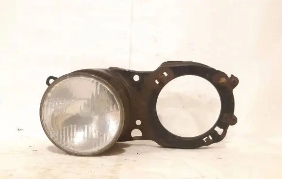 BMW 5 E28 Headlight/headlamp 310110480