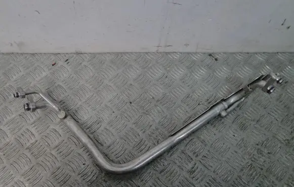 Audi A3 8Y Air conditioning (A/C) pipe/hose