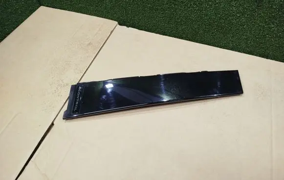 Renault Espace V (RFC) Rear door trim (molding) 822830147R