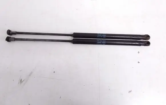 Volkswagen Fox Tailgate/trunk strut/damper 5Z6827550B