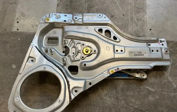 KIA Sportage Front door electric window regulator 834801F080CR ZIP0646
