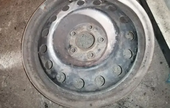 Hyundai Sonata R16 steel rim 