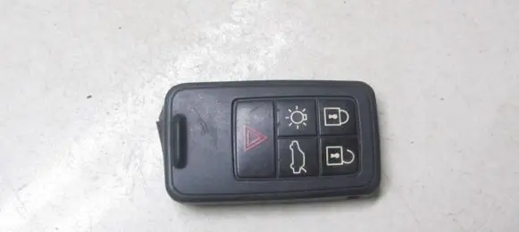 Volvo XC60 Ignition key/card 8676873