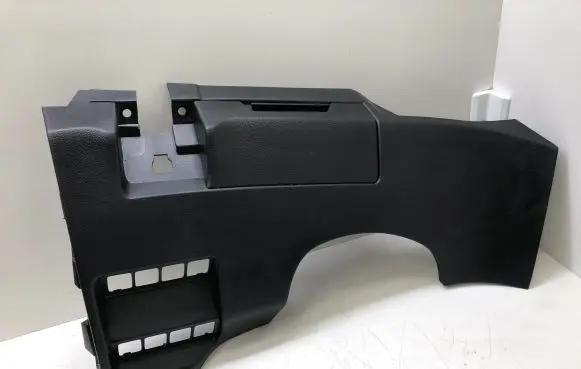 Nissan Qashqai Dashboard lower bottom trim panel 681064EA0A