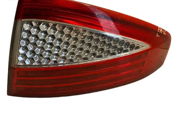Ford Mondeo MK IV Rear/tail lights 7S7113404A