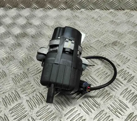 Dodge RAM 1500 DS Vacuum pump 93515670 68385753AA