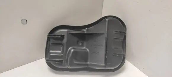Mercedes-Benz Sprinter W901 W902 W903 W904 Headlight/headlamp dust cover 15149600
