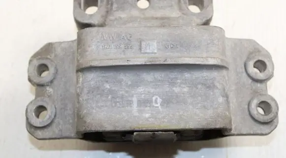 Volkswagen Golf V Engine mount bracket 1K0199555M