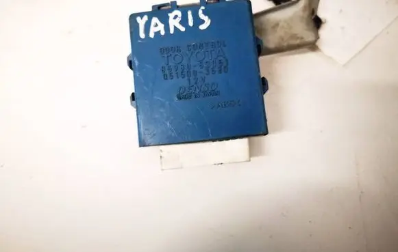 Toyota Yaris Verso Door control unit/module 8598052051
