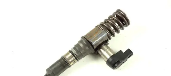 Audi A3 S3 8P Fuel injector 03G130073S POMPOWTRYSK