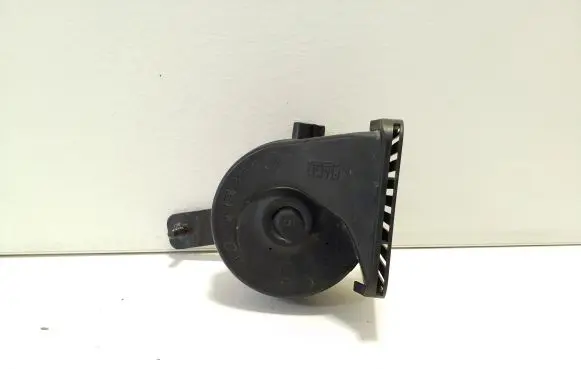 Jaguar XE Horn signal GX7313802AA