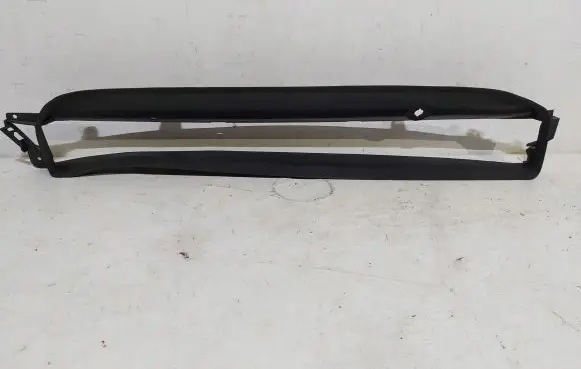 Tesla Model S Intercooler air guide/duct channel 105784700D