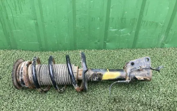 Renault Master III Front shock absorber/damper 543026714R
