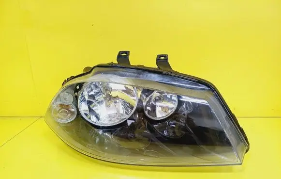 Seat Ibiza III (6L) Headlight/headlamp 89317169