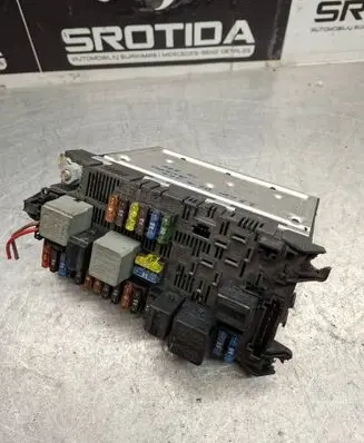 Mercedes-Benz E W211 Fuse module 2115456101