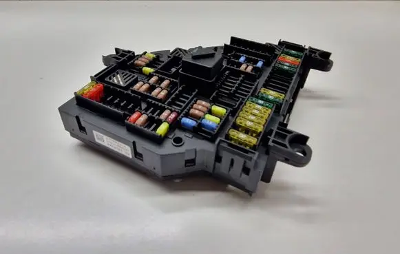 BMW X3 F25 Fuse module 9315151