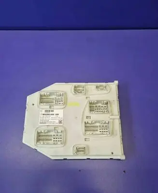 Mercedes-Benz Sprinter W907 W910 Central body control module A9079002304 A9079013401