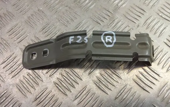 BMW X3 F25 Fender mounting bracket