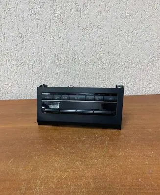Mercedes-Benz E C207 W207 Climate control unit A2129008608 569