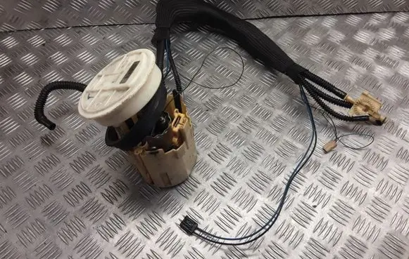 Mercedes-Benz E W210 In-tank fuel pump A2114701694 0580303018