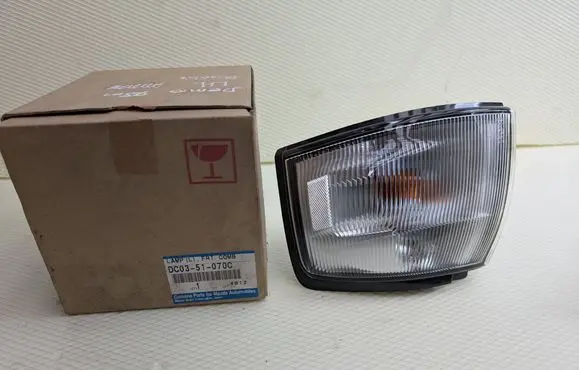 Mazda Demio Front fender indicator light DC0351070C