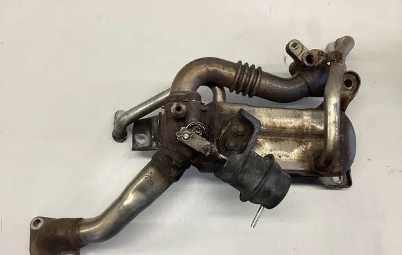 Opel Meriva B EGR valve cooler 98073074 Y822310006 104943