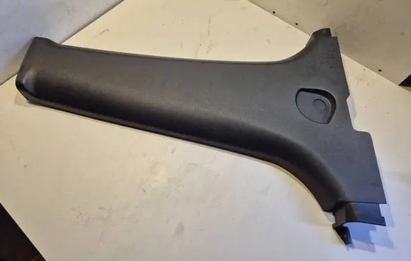 KIA Sportage (B) pillar trim (bottom) 858350Z000