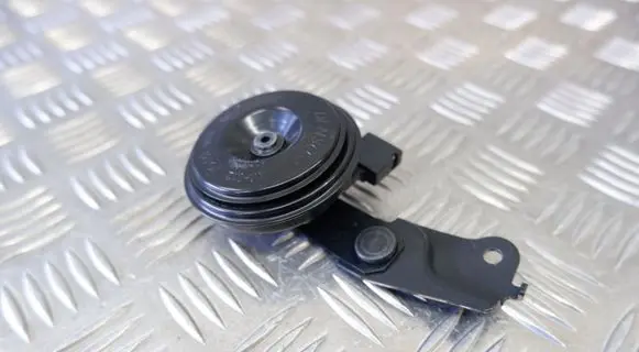 Toyota Yaris XP210 Horn signal 86560K0020