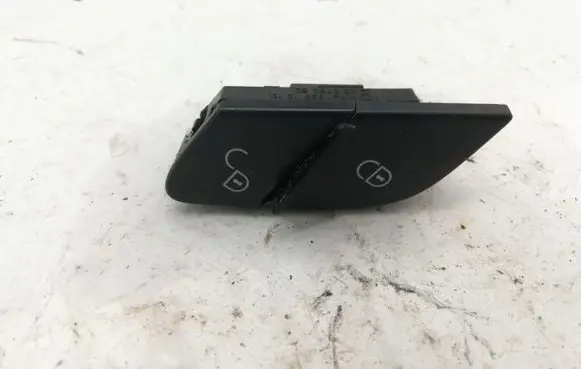 Mercedes-Benz ML W164 Central locking switch button A2518201010