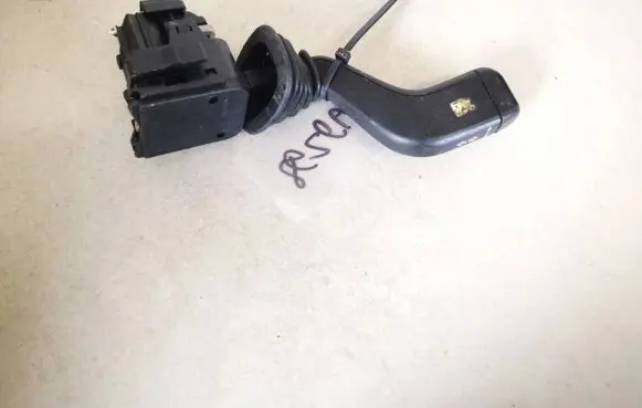 Opel Zafira A Indicator stalk 90560990 90560991