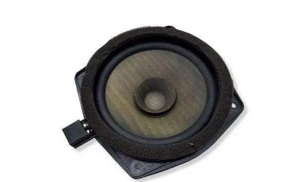 Hyundai Tucson JM Front door speaker 