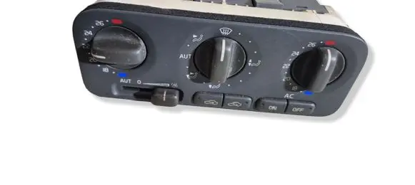Volvo V70 Climate control unit