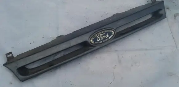 Ford Escort Front grill 91ag8200dbw 91ag-8200-dbw