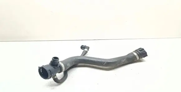 BMW 1 E82 E88 Engine coolant pipe/hose 7525641