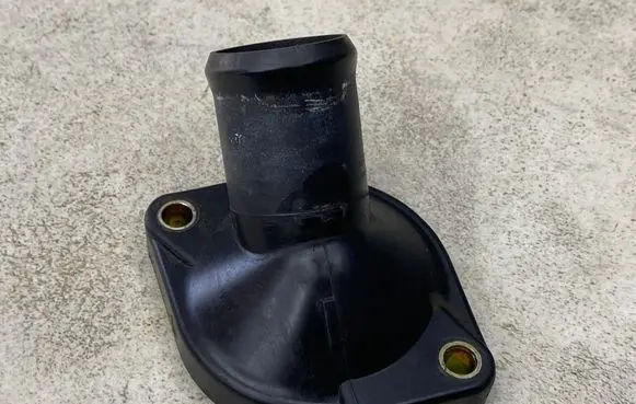 Toyota Prius (XW20) Thermostat housing 