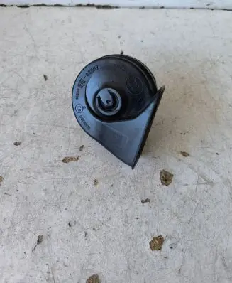 BMW 3 E90 E91 Horn signal 0055306