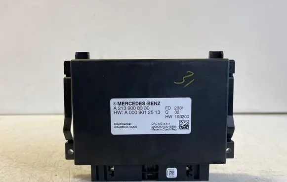 Mercedes-Benz GLB X247 Gearbox control unit/module A2139008330