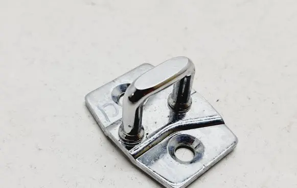 BMW 5 E60 E61 Front door lock loop/hook striker 7148705
