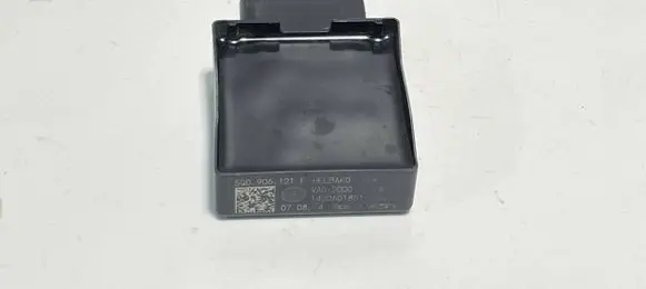 Volkswagen Golf VII Fuel injection pump control unit/module 5Q0906121F 29147