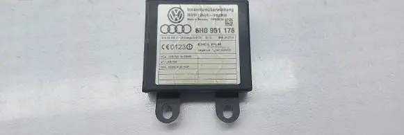Audi A4 S4 B6 8E 8H Alarm control unit/module 8H0951178