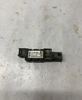 Porsche Cayenne (9PA) Airbag deployment crash/impact sensor 7L0909606C
