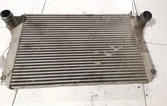 Toyota Avensis T250 Intercooler radiator