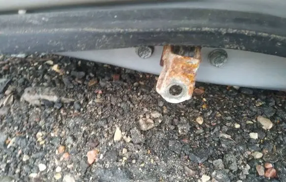 Nissan Primera Front door check strap stopper 