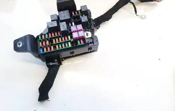 MG HS Fuse box set 10357539
