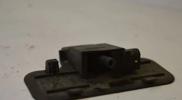 Mercedes-Benz E W210 Windshield washer spray nozzle 2108602047