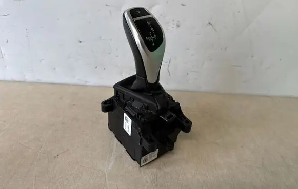 BMW 4 F32 F33 Gear shifter/selector 10099972 9296899